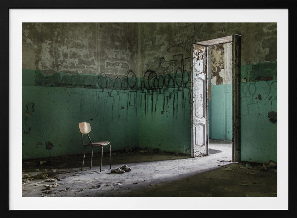 Empty crazy spaces | Poster