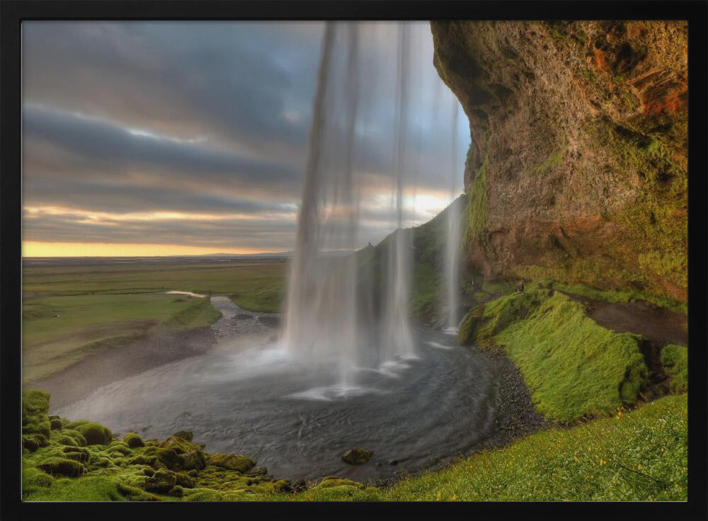 The curtrain | Poster