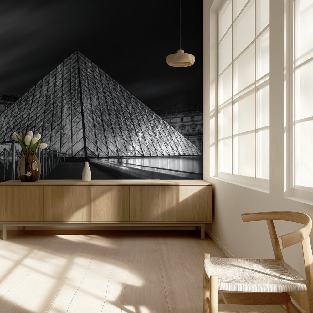 Louvre at Night | Wallpaper