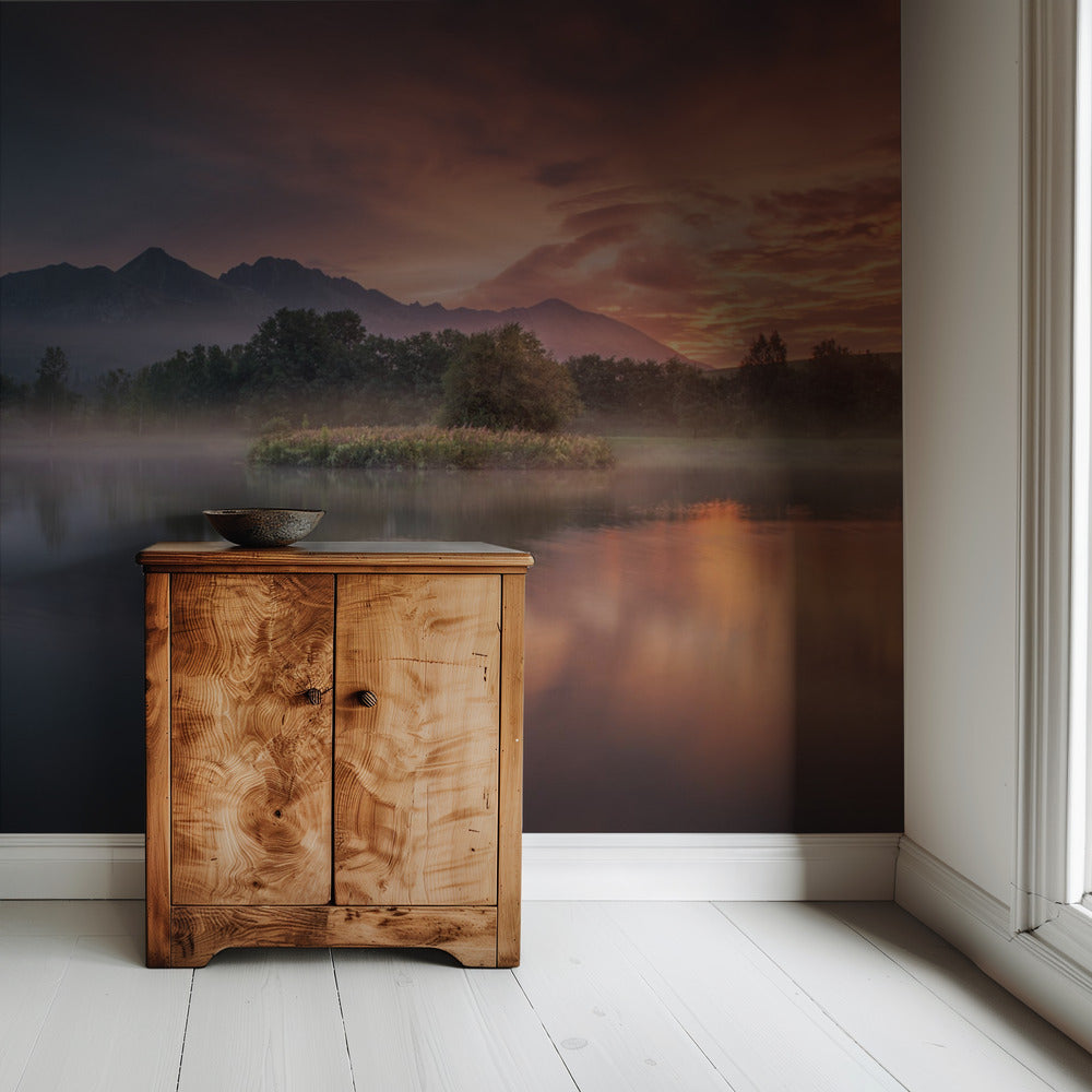 Daybreak by the lake | Wallpaper