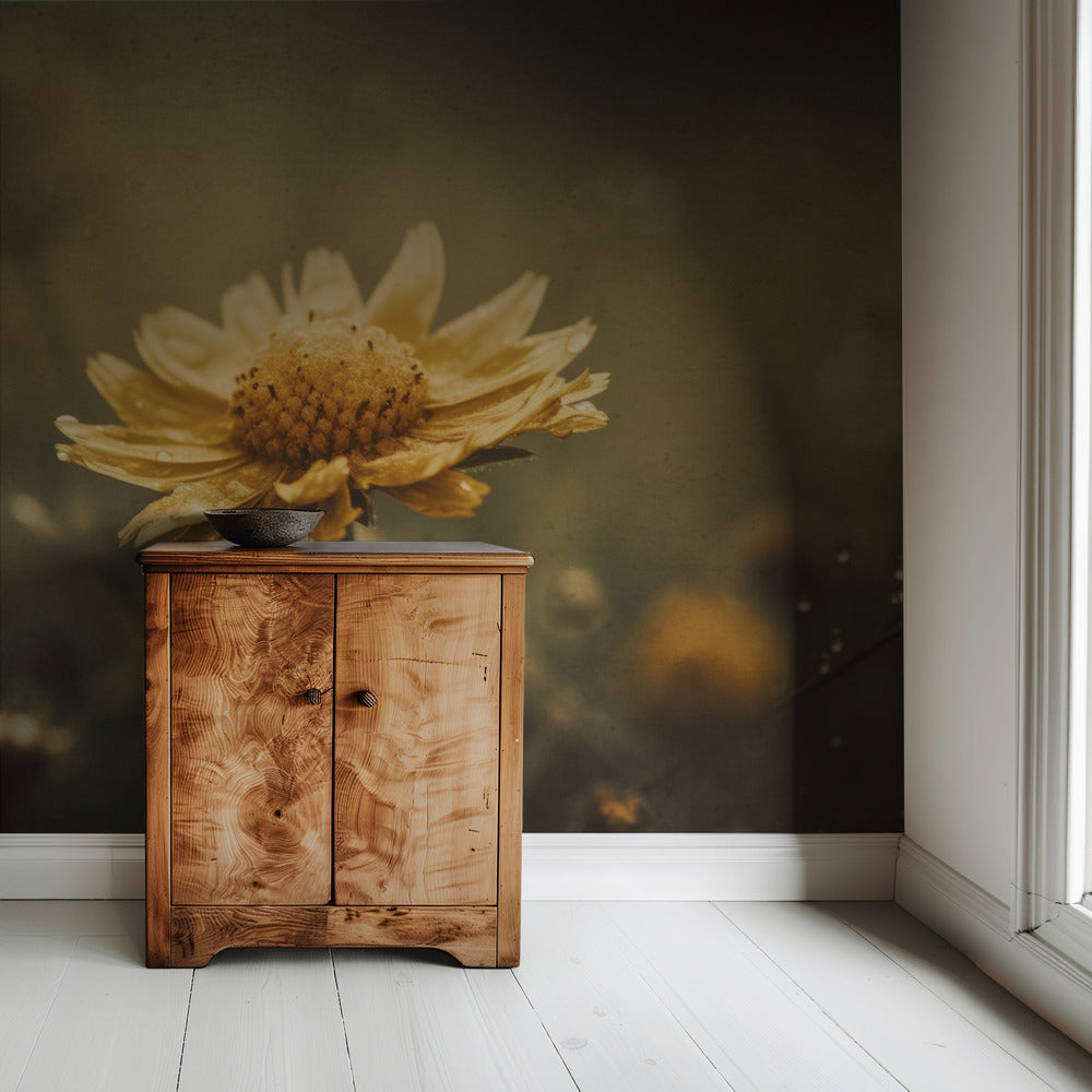 Golden Whisper | Wallpaper