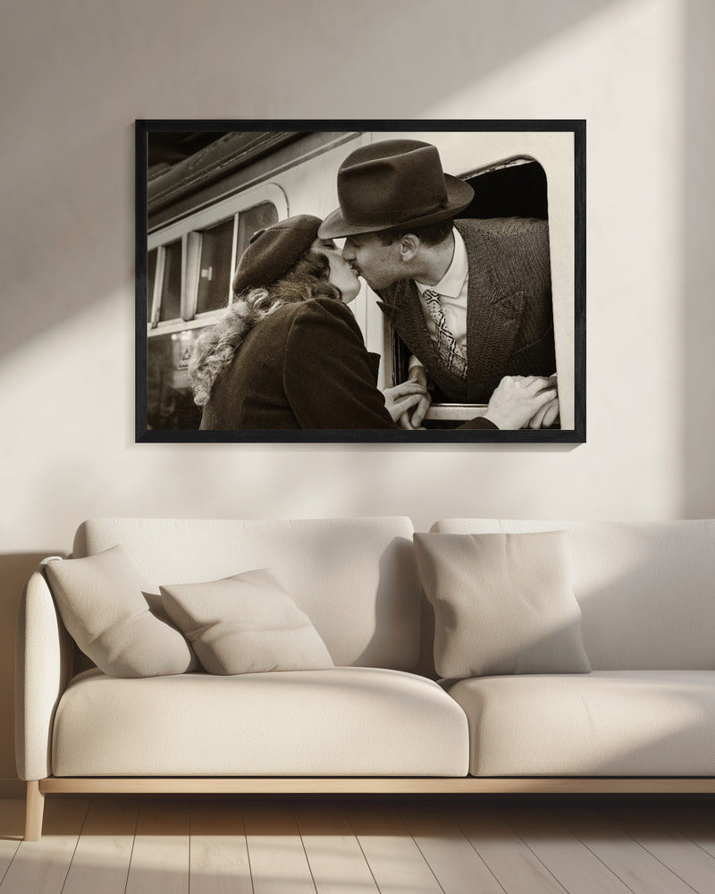 The Goodbye Kiss | Canvas