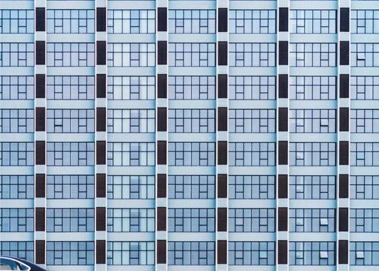 the waiting car | Wallpaper