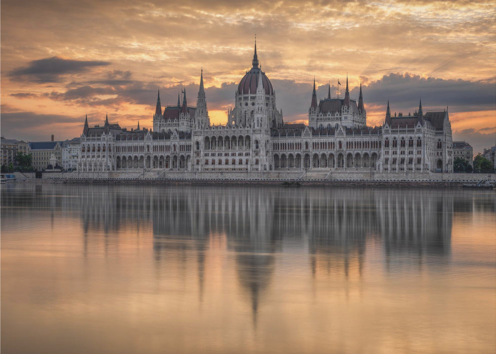 Sunrise in Budapest | Canvas