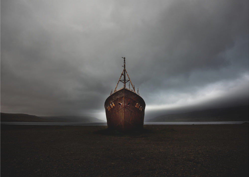 The wreck | Wallpaper