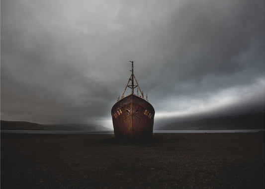 The wreck | Wallpaper