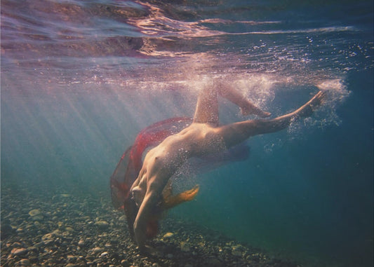 Dives in beams | Poster